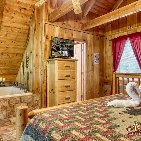 Cozy Mountain Hideaway Villa Gatlinburg Buitenkant foto