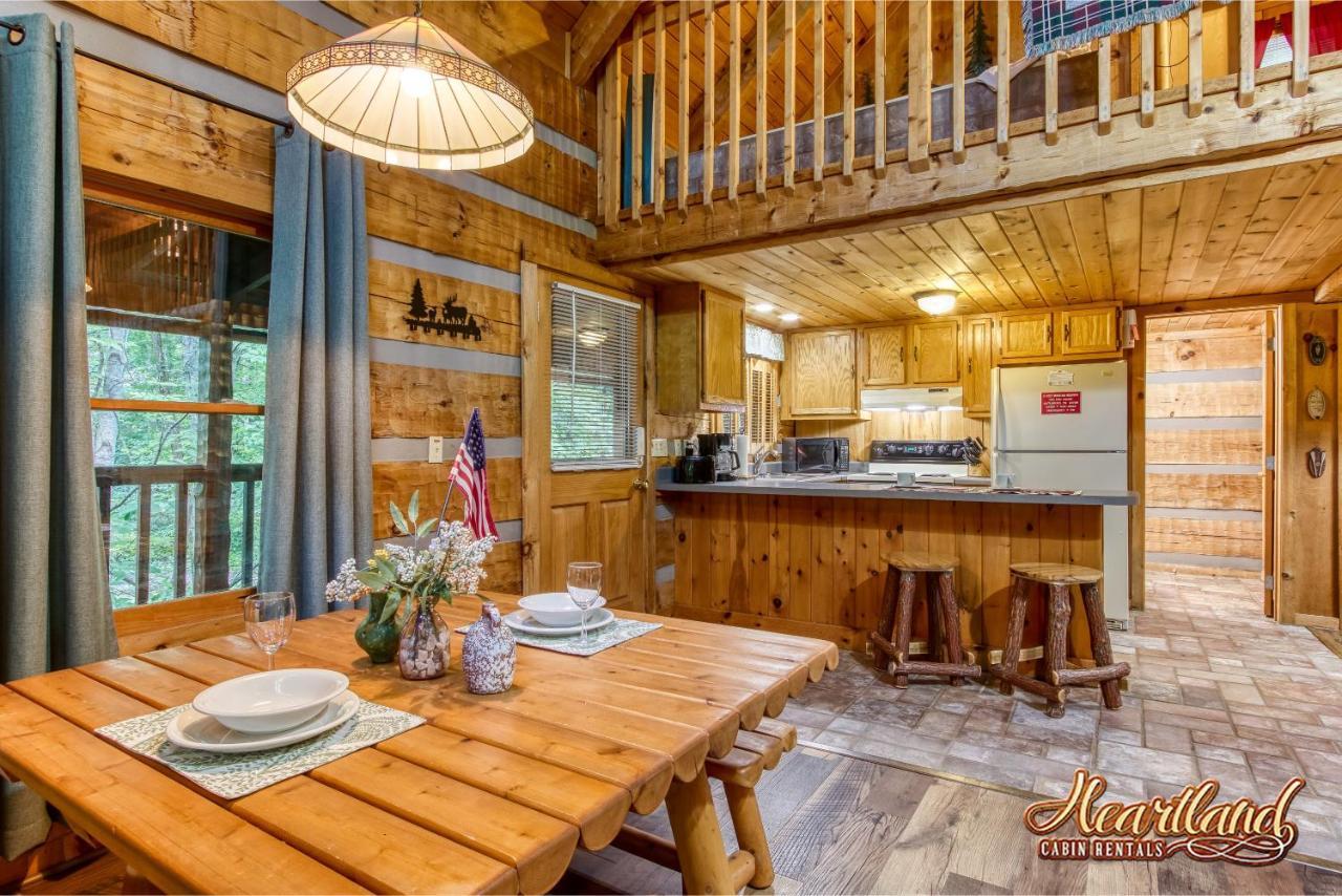 Cozy Mountain Hideaway Villa Gatlinburg Buitenkant foto